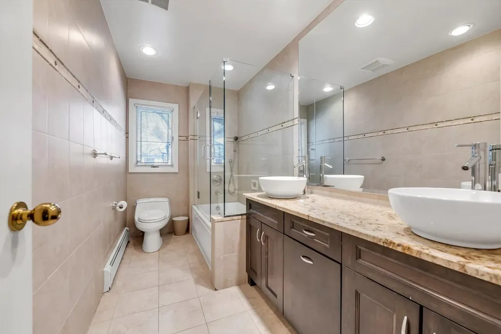 97 Cedar Drive Great Neck NY 11021