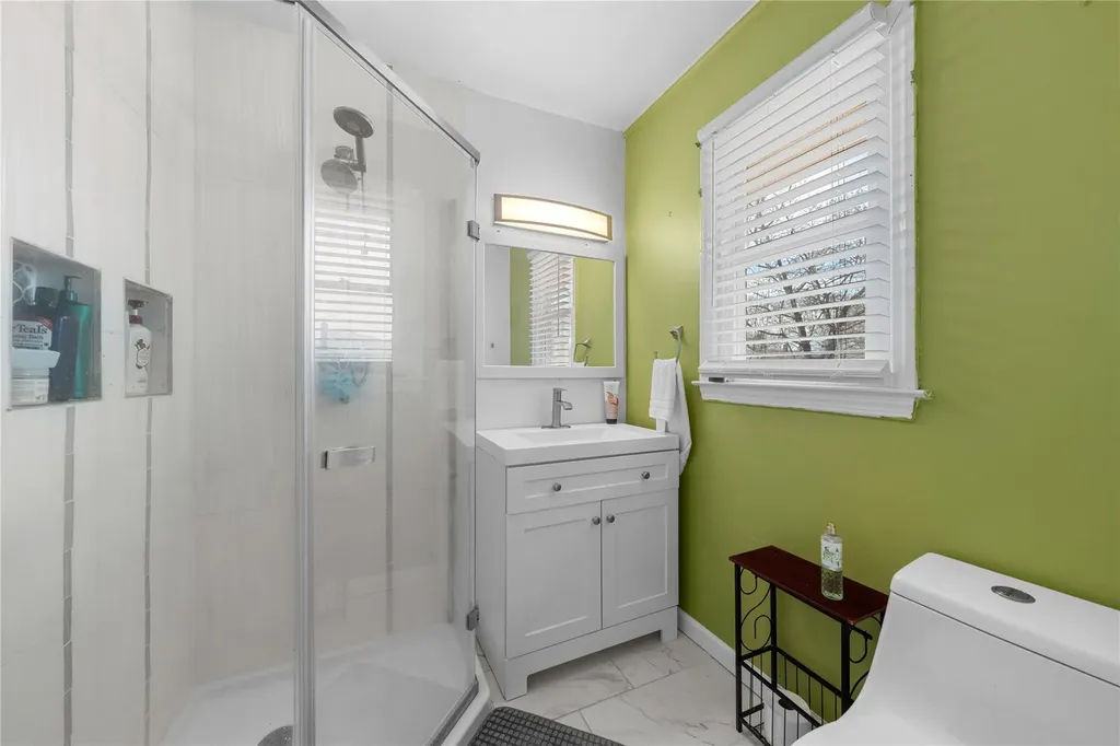 60 Alder Lane Shirley NY 11967