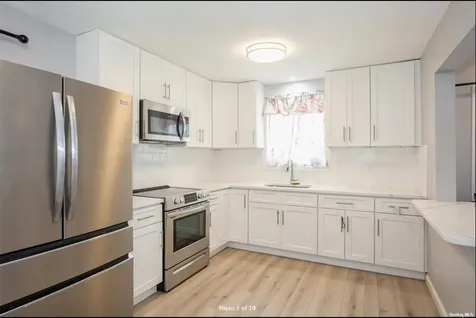 6 Violet Road Rocky Point NY 11778