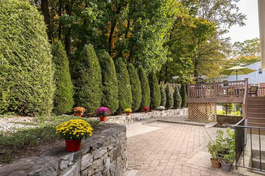 82 Briary Road Dobbs Ferry NY 10522