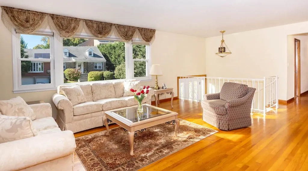 82 Briary Road Dobbs Ferry NY 10522