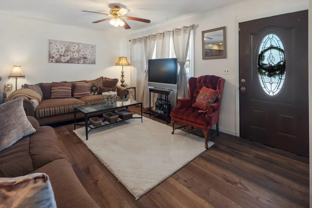 5 Peter Cooper Drive Poughkeepsie NY 12601