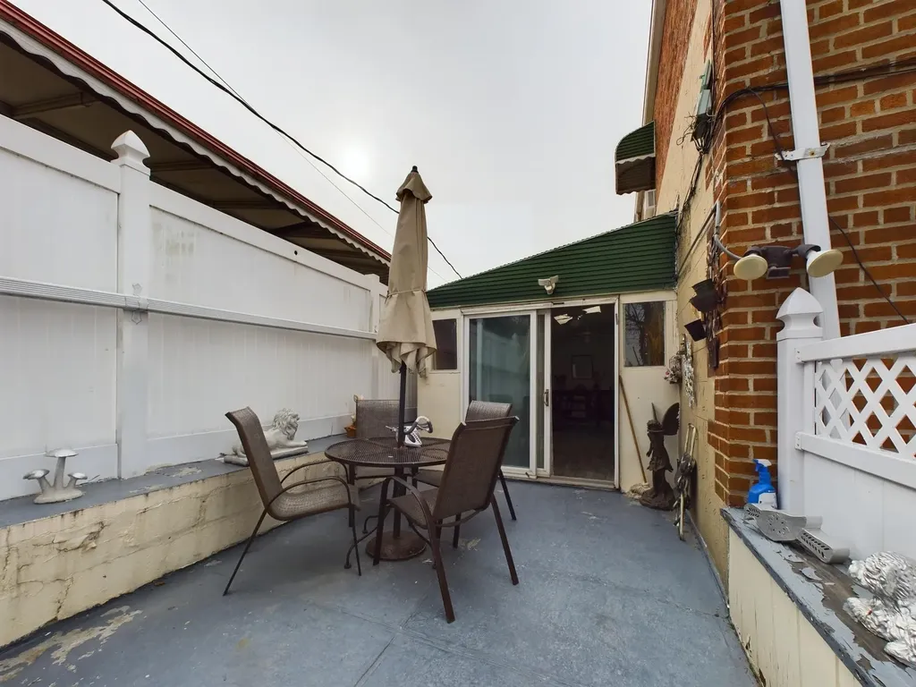 2868 Dewey Avenue Bronx NY 10465