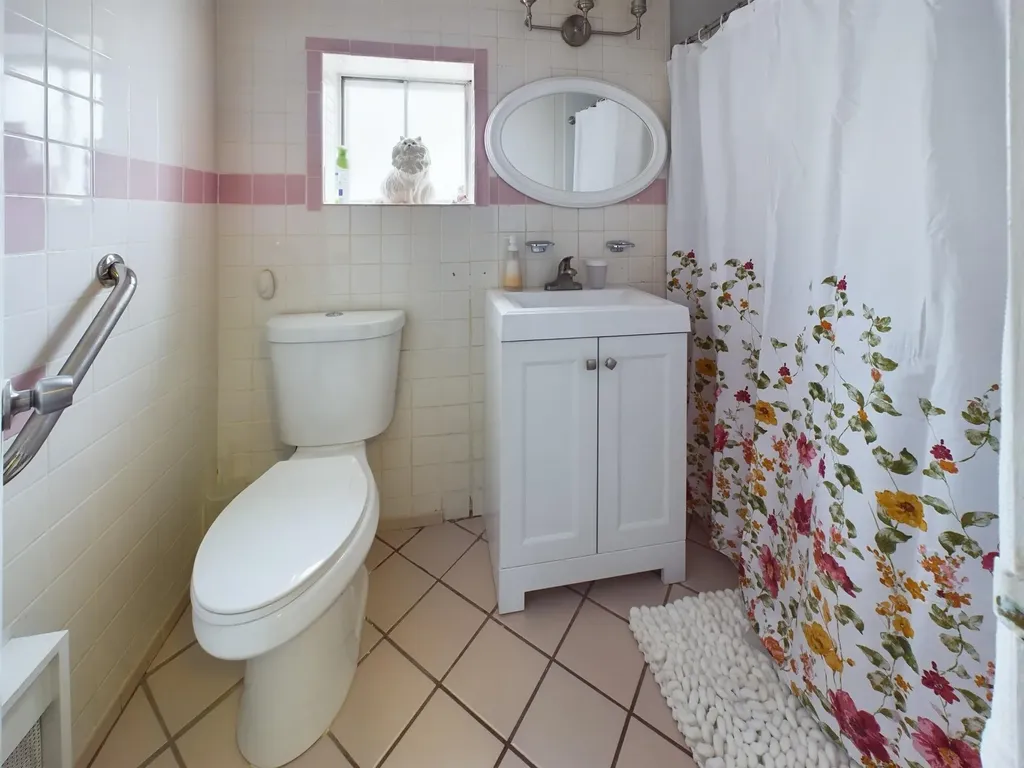 2868 Dewey Avenue Bronx NY 10465