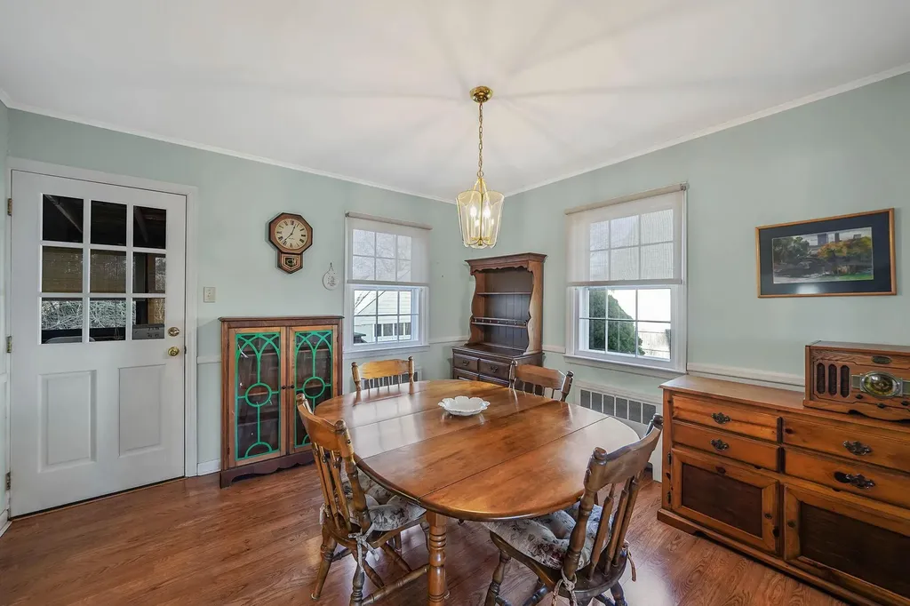 10 Grace Court Islip NY 11751