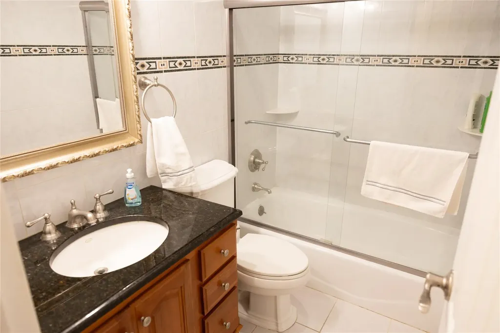 30 Pheasant Drive Commack NY 11725