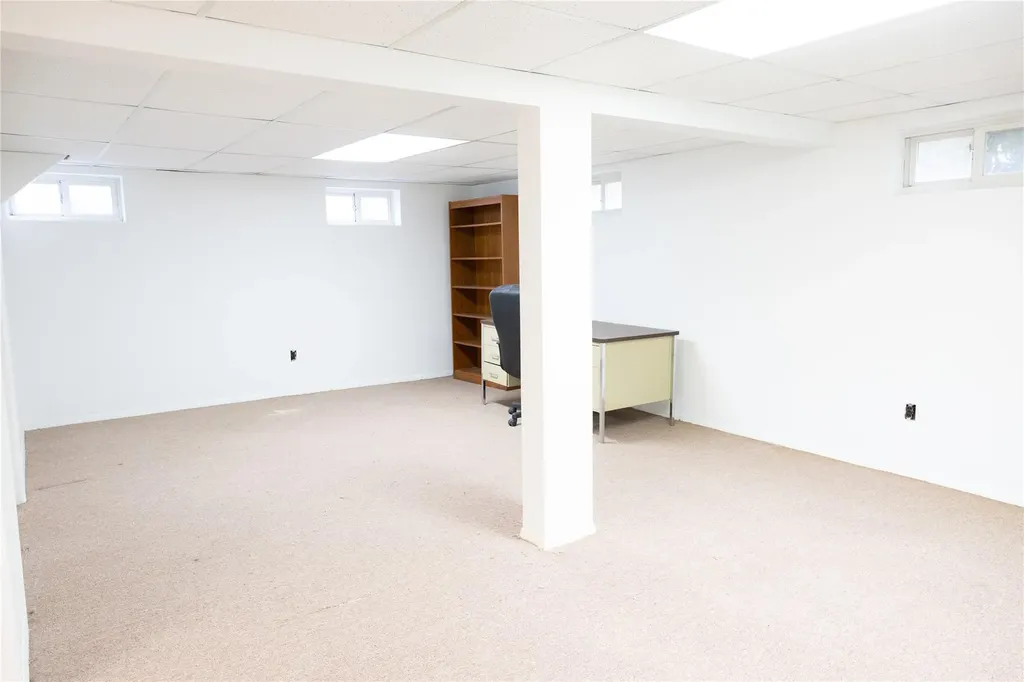 30 Pheasant Drive Commack NY 11725