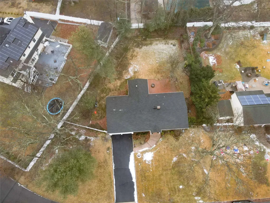 30 Pheasant Drive Commack NY 11725