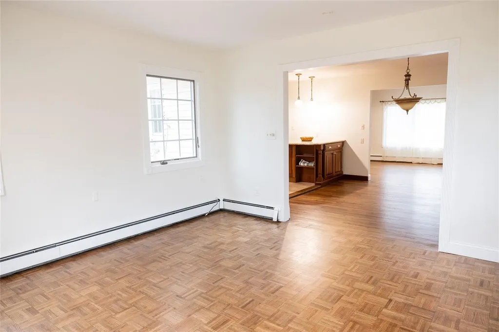 30 Pheasant Drive Commack NY 11725