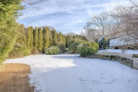 5 Sands Lane Port Jefferson NY 11777