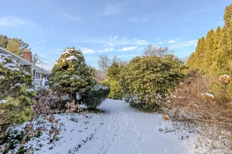 5 Sands Lane Port Jefferson NY 11777