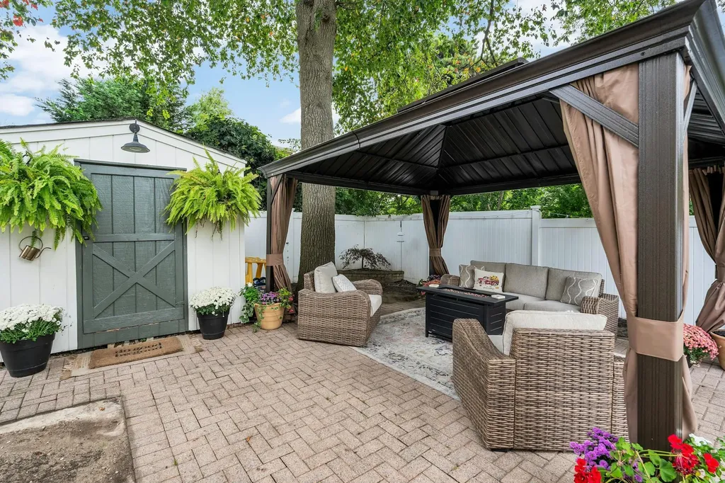 534 Starks Place Baldwin NY 11510