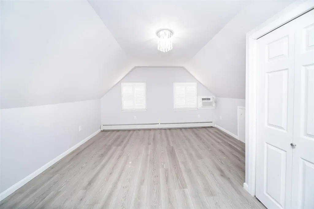170 Haven Lane Levittown NY 11756