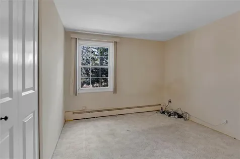 6 Winside Lane Coram NY 11727