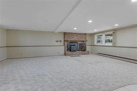 6 Winside Lane Coram NY 11727