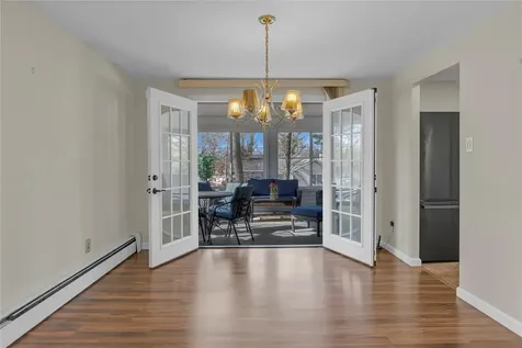 6 Winside Lane Coram NY 11727