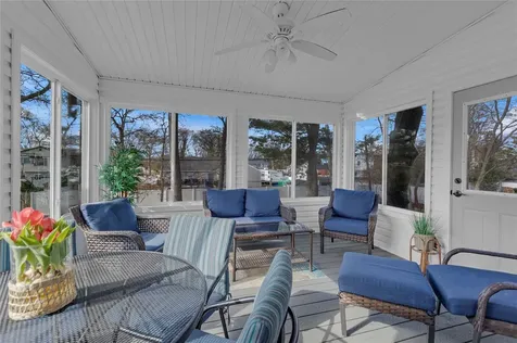 6 Winside Lane Coram NY 11727