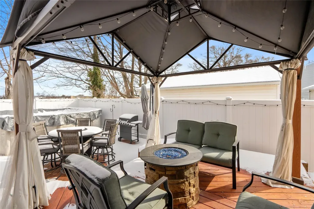 600 Arlington Road West Babylon NY 11704