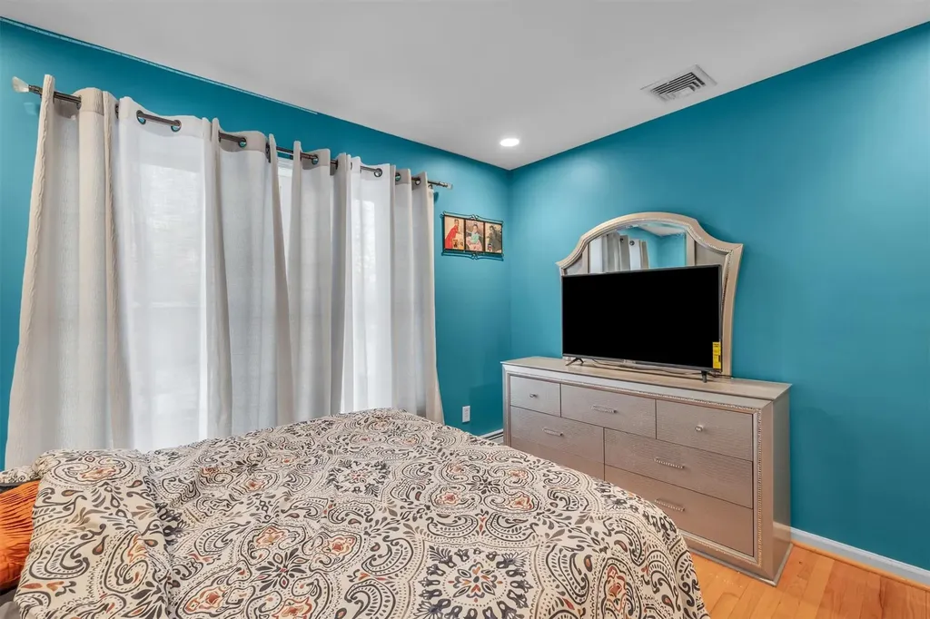 1 Rhode Island Street Coram NY 11727
