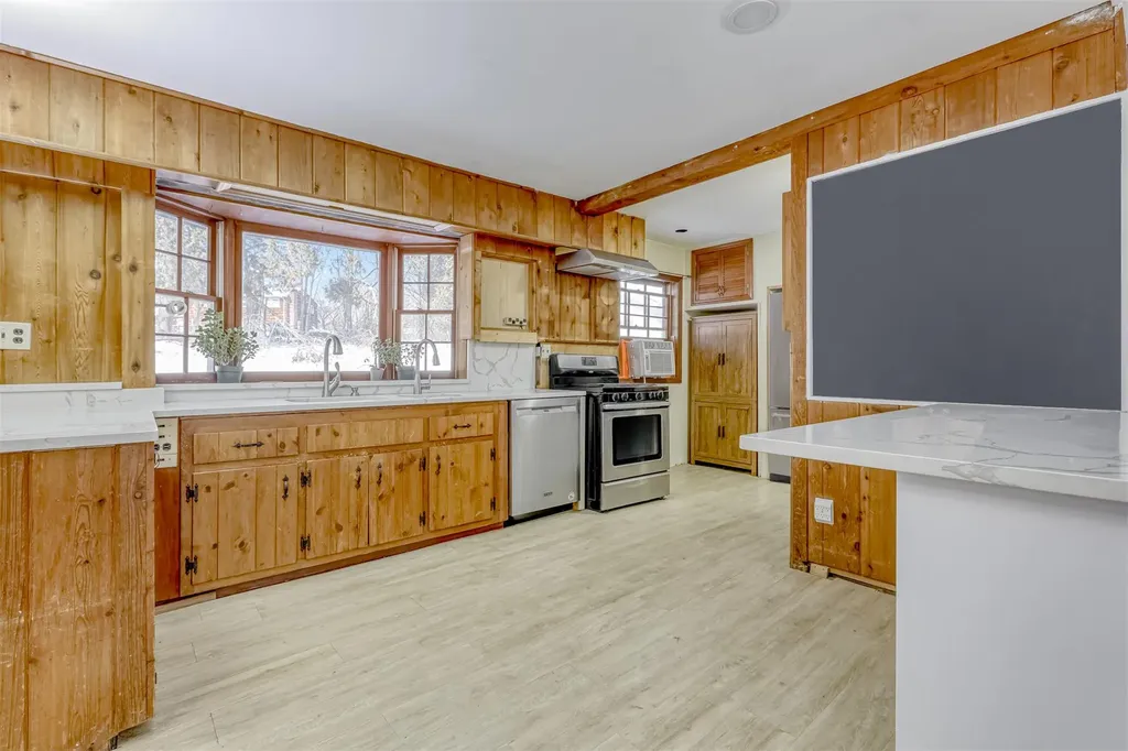 130 Willow Tree Road Monsey NY 10952