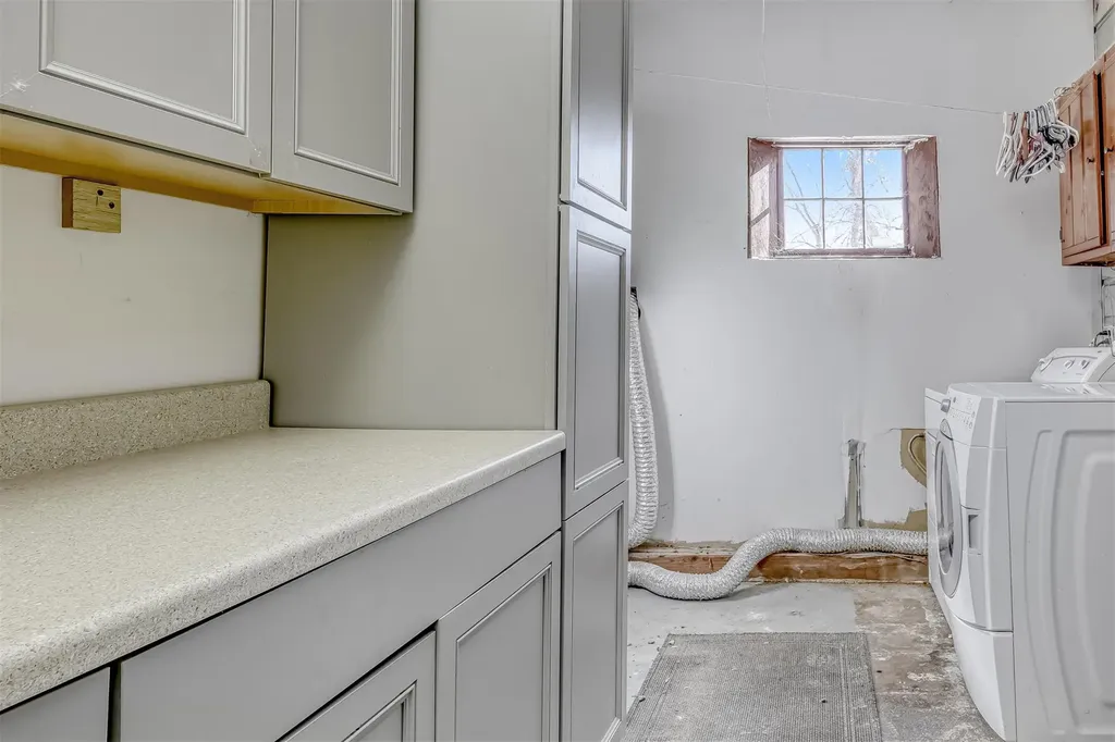 130 Willow Tree Road Monsey NY 10952