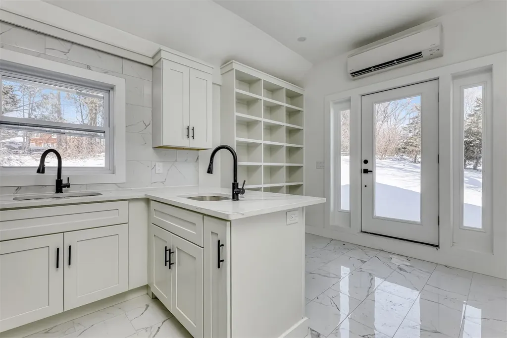 130 Willow Tree Road Monsey NY 10952