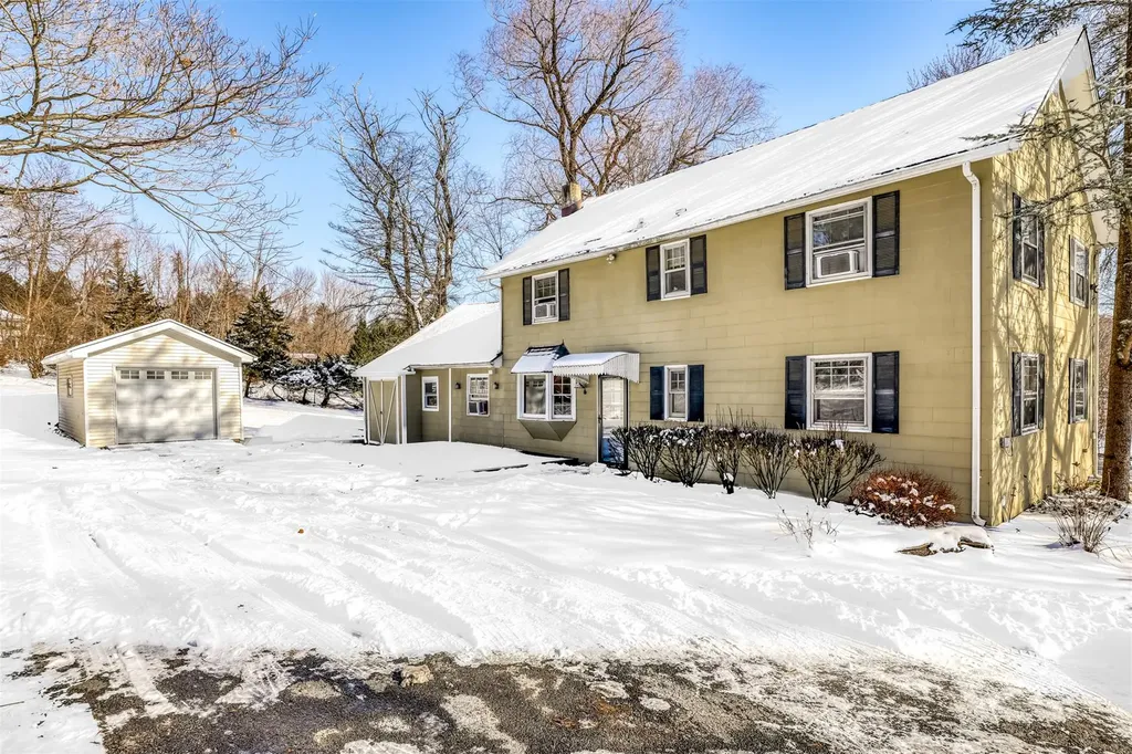 130 Willow Tree Road Monsey NY 10952