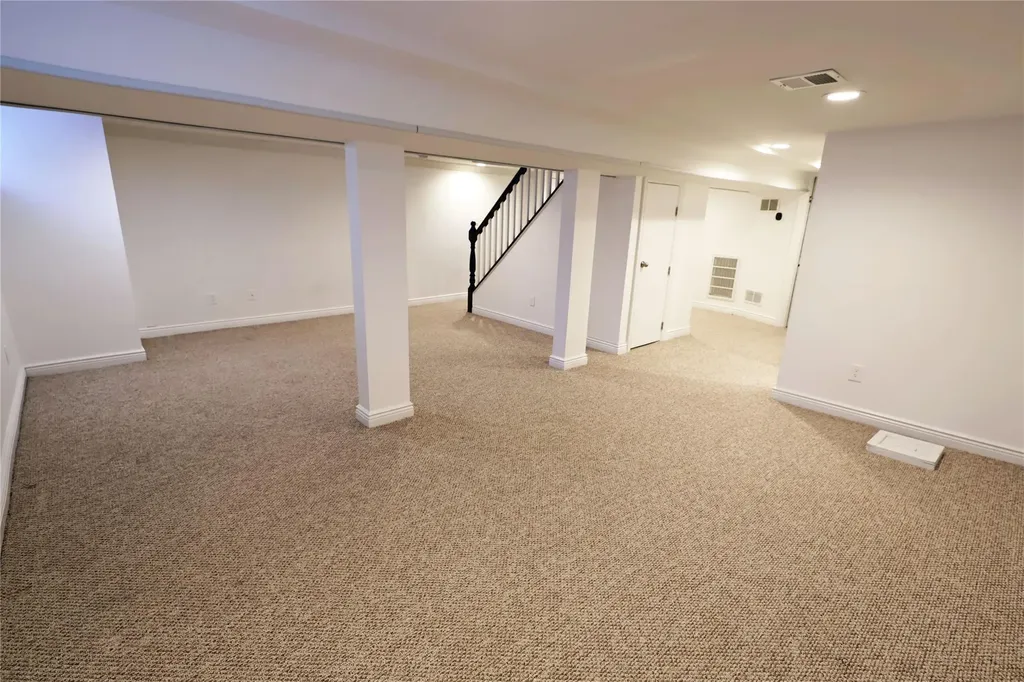 90 Jerome Avenue Mineola NY 11501