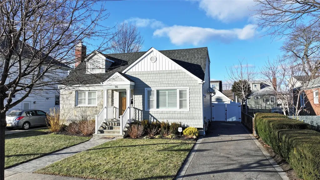 90 Jerome Avenue Mineola NY 11501