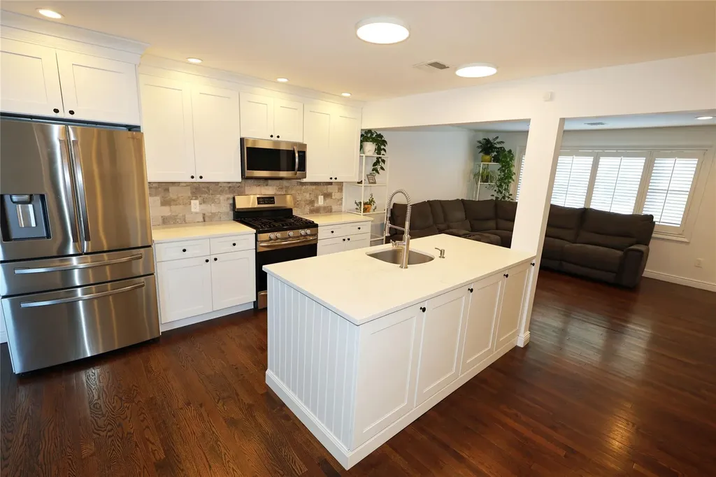 90 Jerome Avenue Mineola NY 11501