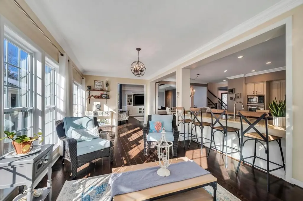 23 Pinehurst Drive Mount Sinai NY 11766