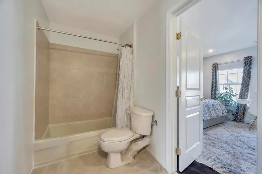 23 Pinehurst Drive Mount Sinai NY 11766