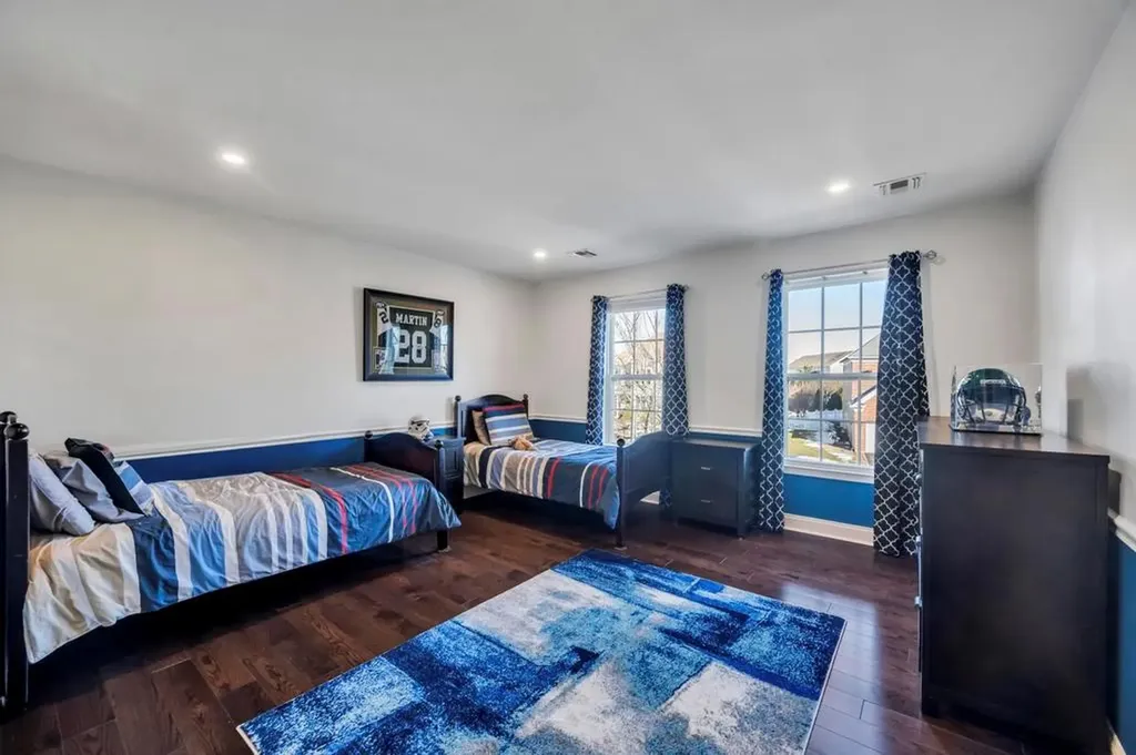 23 Pinehurst Drive Mount Sinai NY 11766