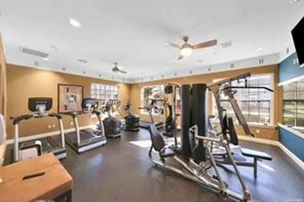 23 Pinehurst Drive Mount Sinai NY 11766