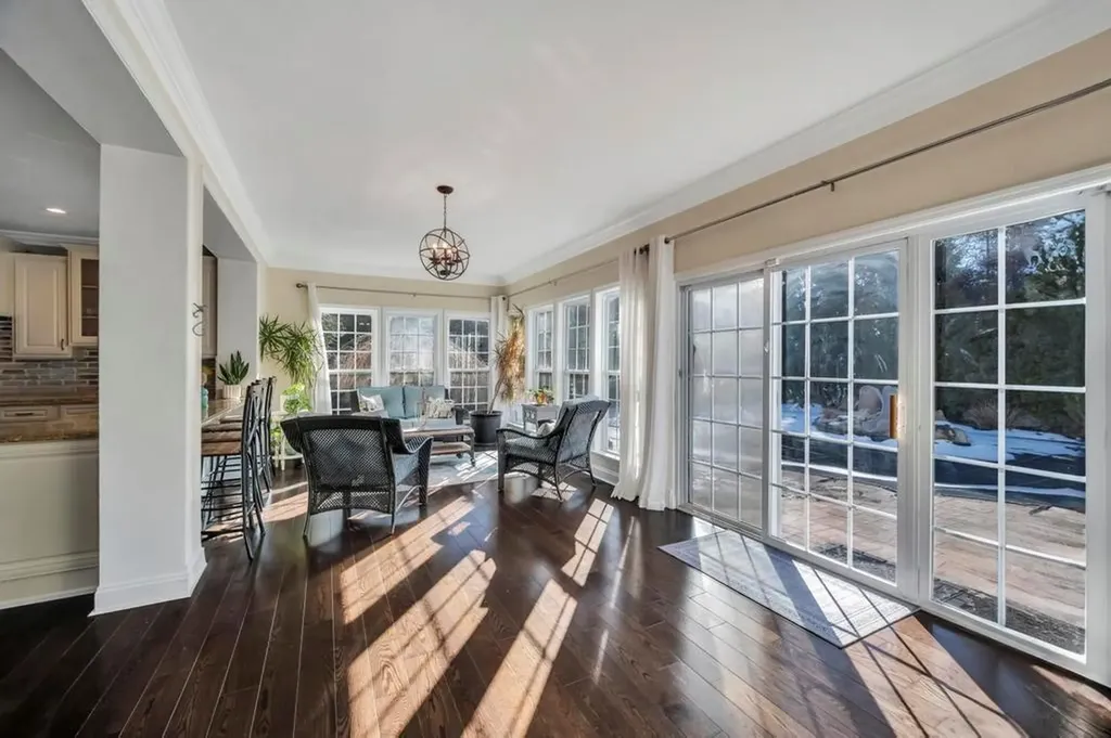 23 Pinehurst Drive Mount Sinai NY 11766