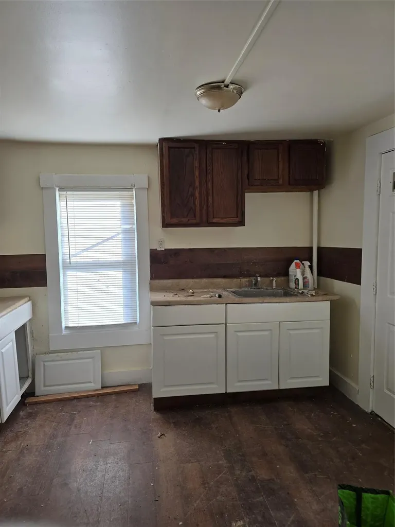 412 Maple Street Poughkeepsie NY 12601