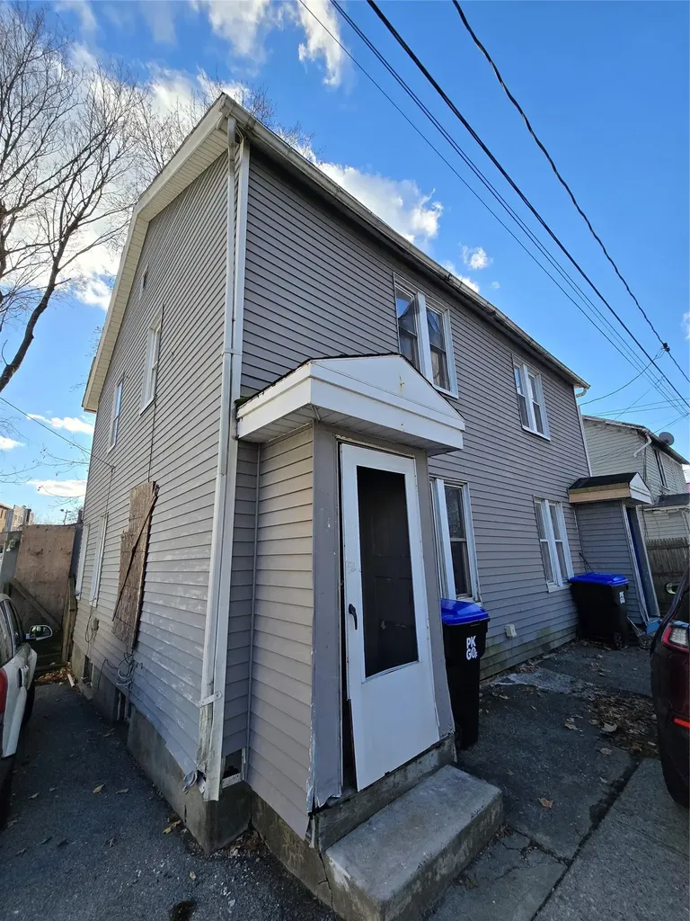 412 Maple Street Poughkeepsie NY 12601