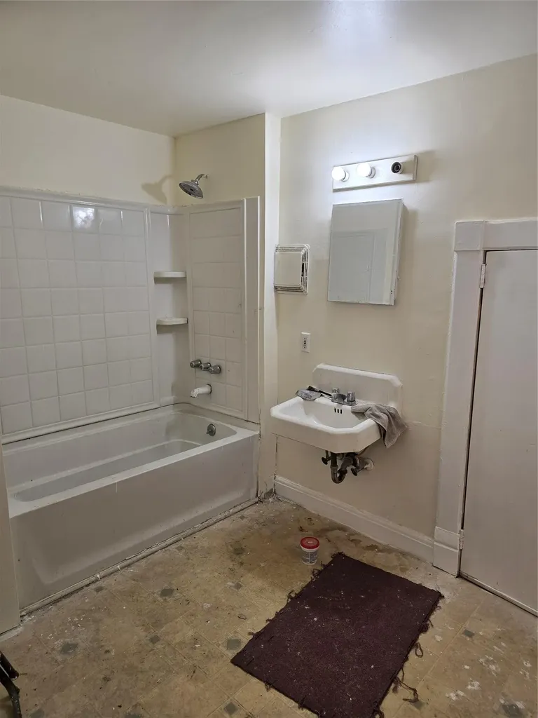 412 Maple Street Poughkeepsie NY 12601