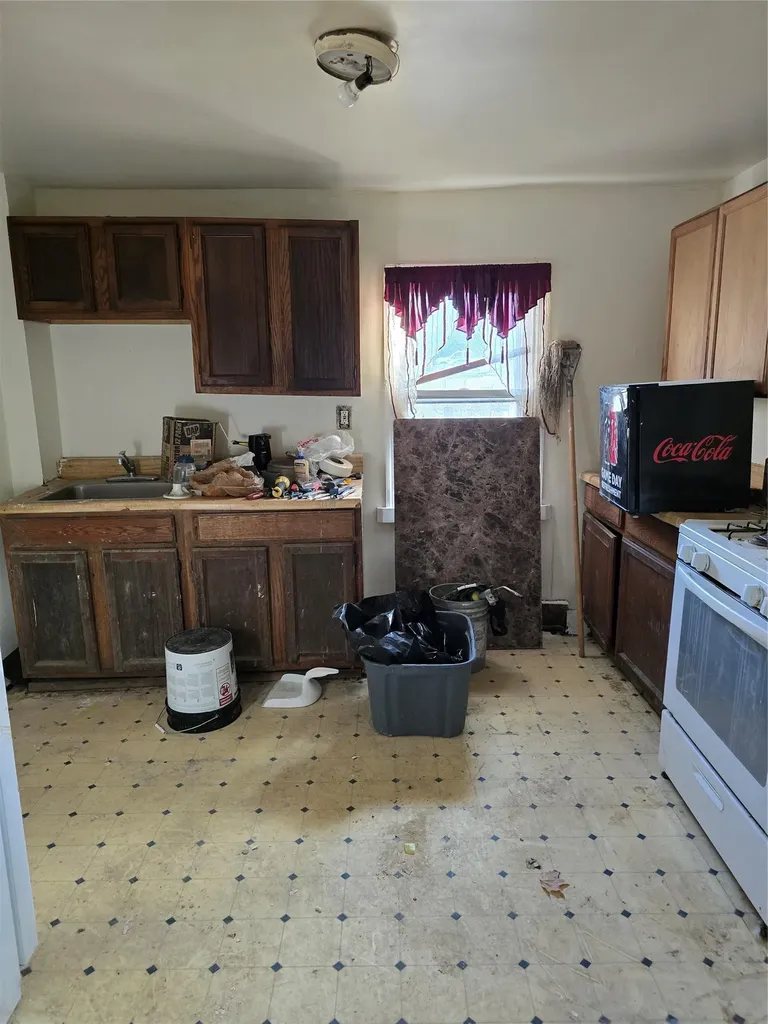 412 Maple Street Poughkeepsie NY 12601