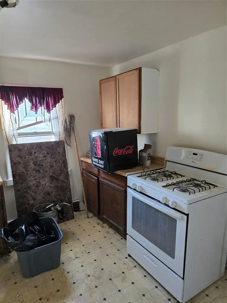 412 Maple Street Poughkeepsie NY 12601