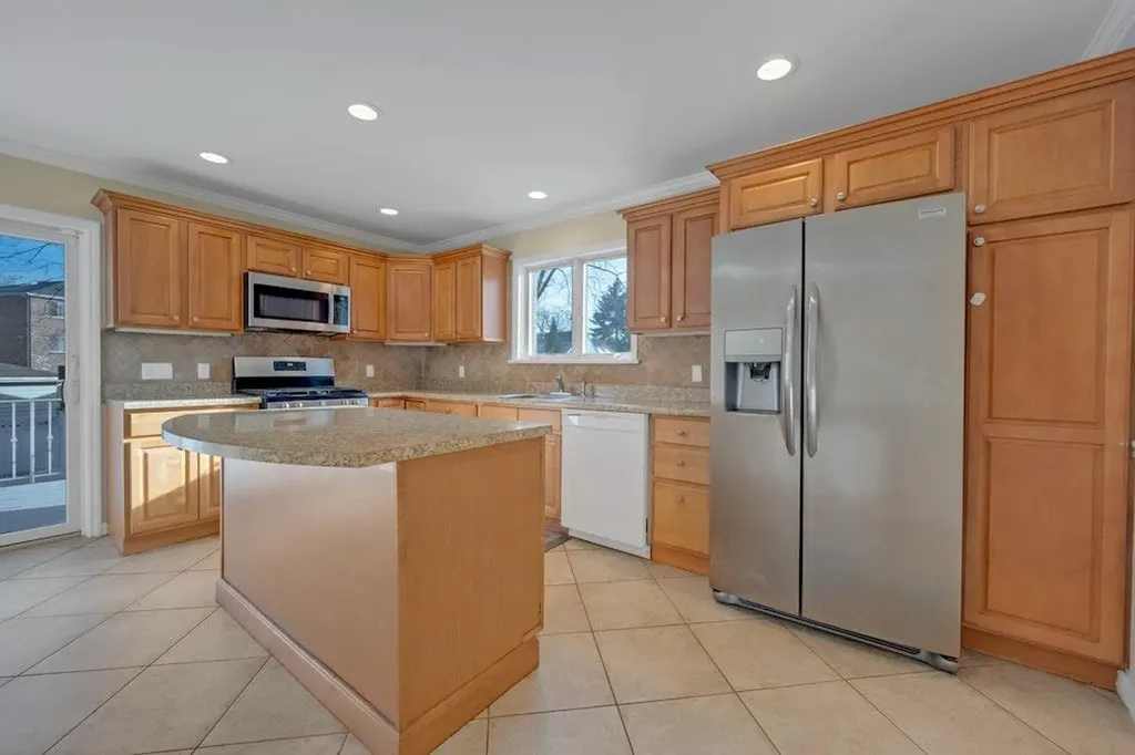88 Byron Avenue Yonkers NY 10704