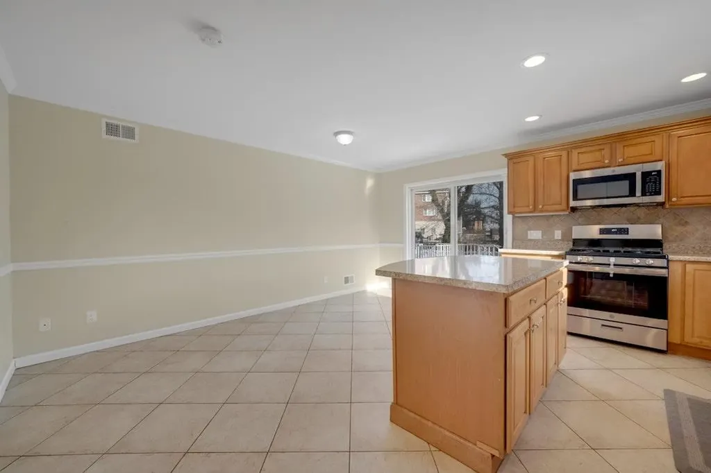 88 Byron Avenue Yonkers NY 10704