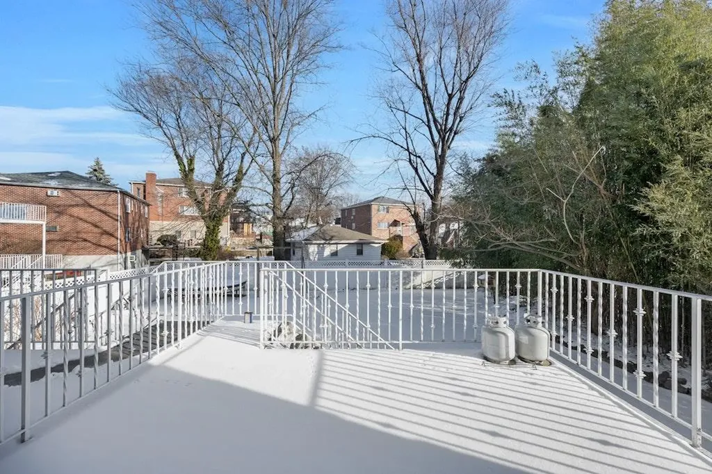 88 Byron Avenue Yonkers NY 10704