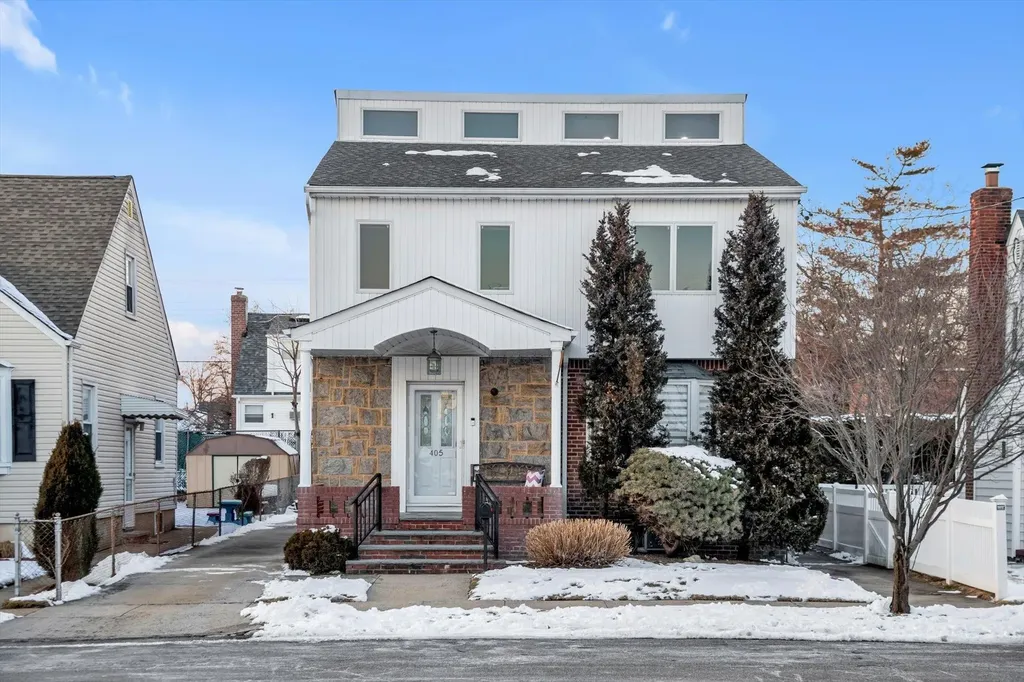 405 Mcnulty Place New Hyde Park NY 11040