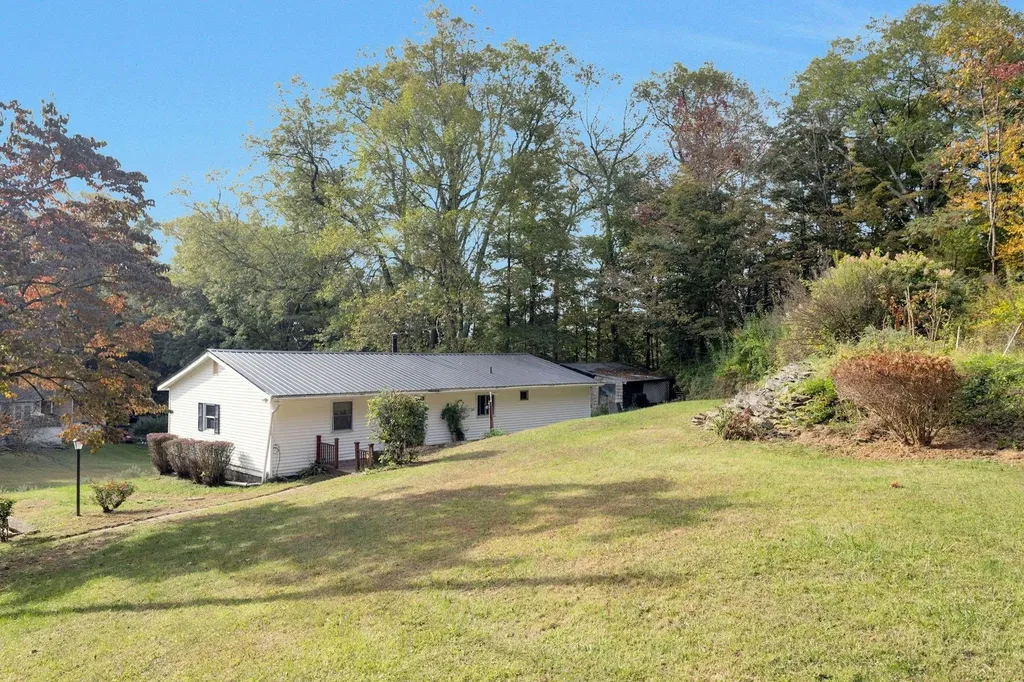 13 Glen Hill Dover Plains NY 12522