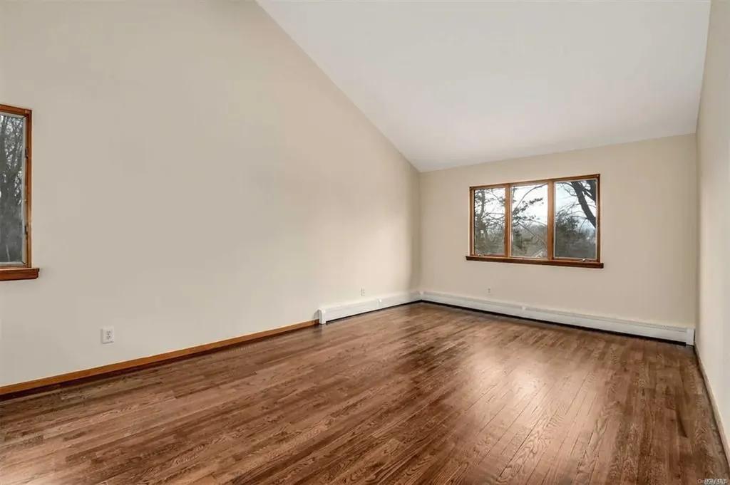 36 Bevin Road Northport NY 11768