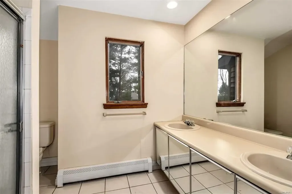 36 Bevin Road Northport NY 11768