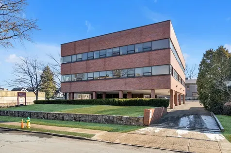 1 Summit Avenue White Plains NY 10606