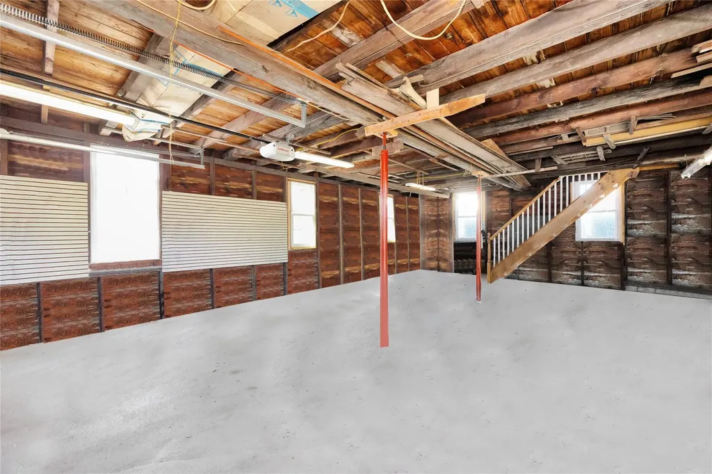 21 Elliot Place Islip NY 11751