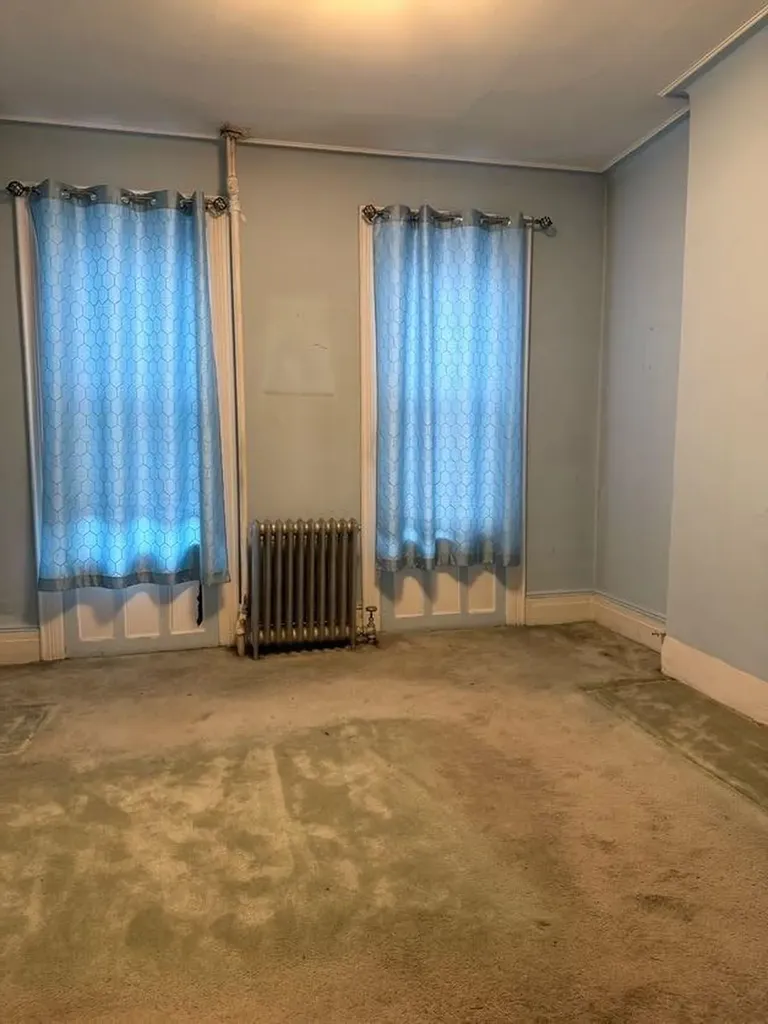 239 Jackson Street Brooklyn NY 11211